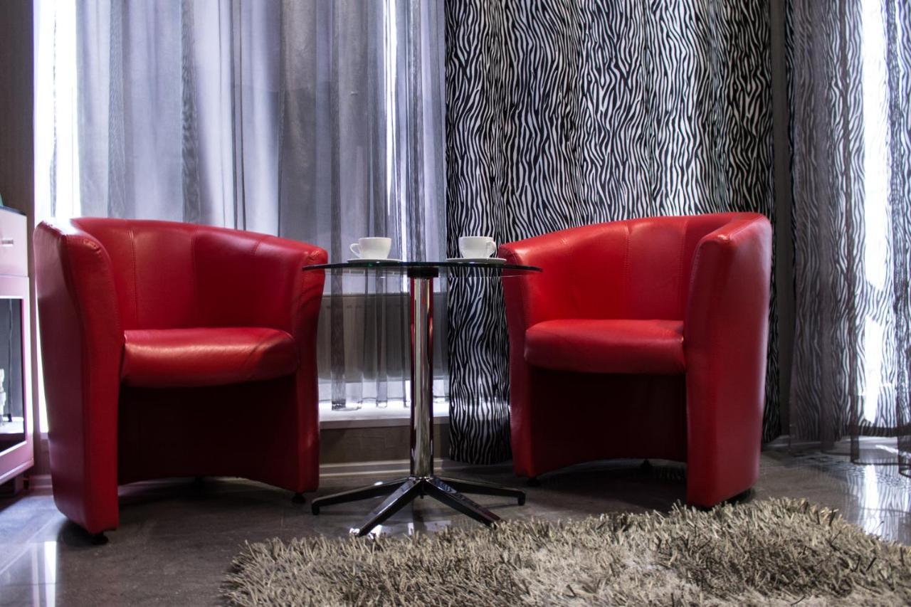 Aqvium Otel Dnipro Dış mekan fotoğraf