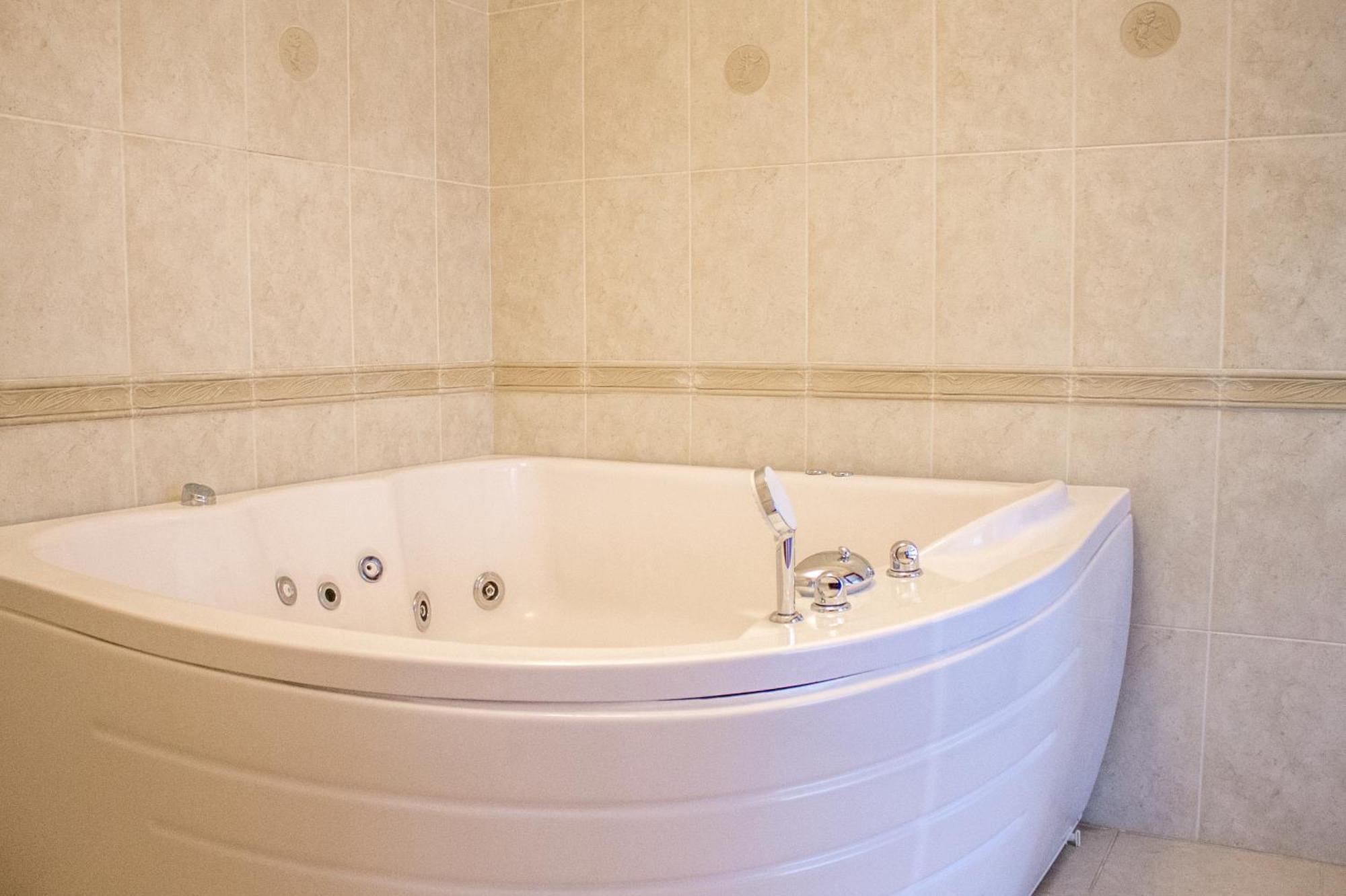 Aqvium Otel Dnipro Dış mekan fotoğraf