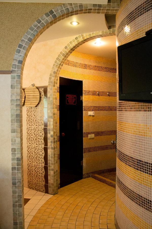Aqvium Otel Dnipro Dış mekan fotoğraf