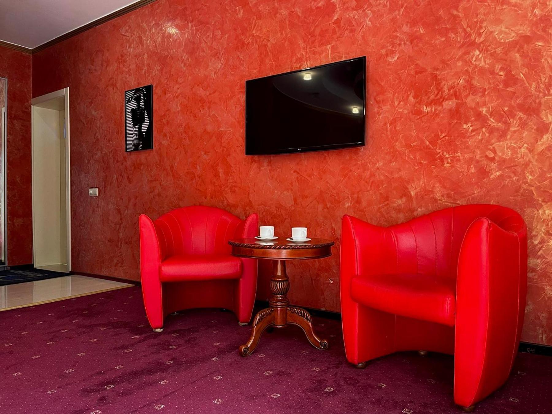 Aqvium Otel Dnipro Dış mekan fotoğraf