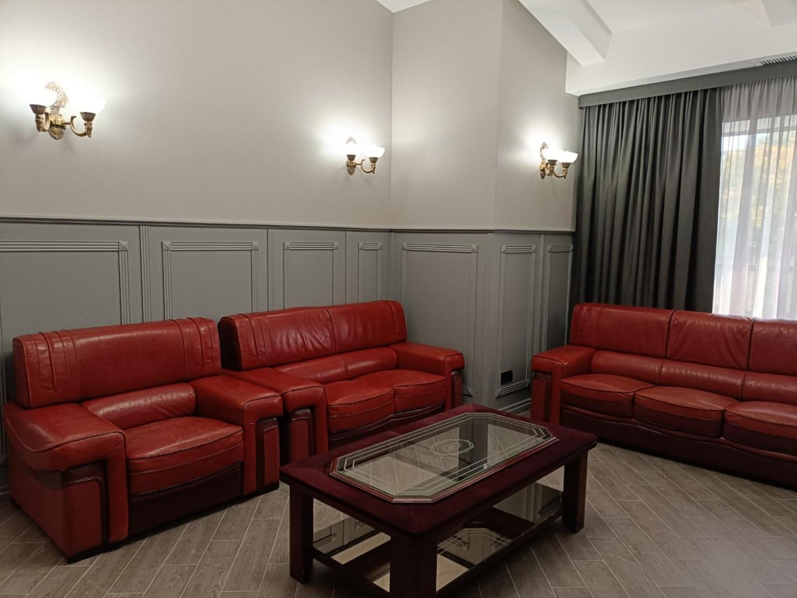 Aqvium Otel Dnipro Dış mekan fotoğraf