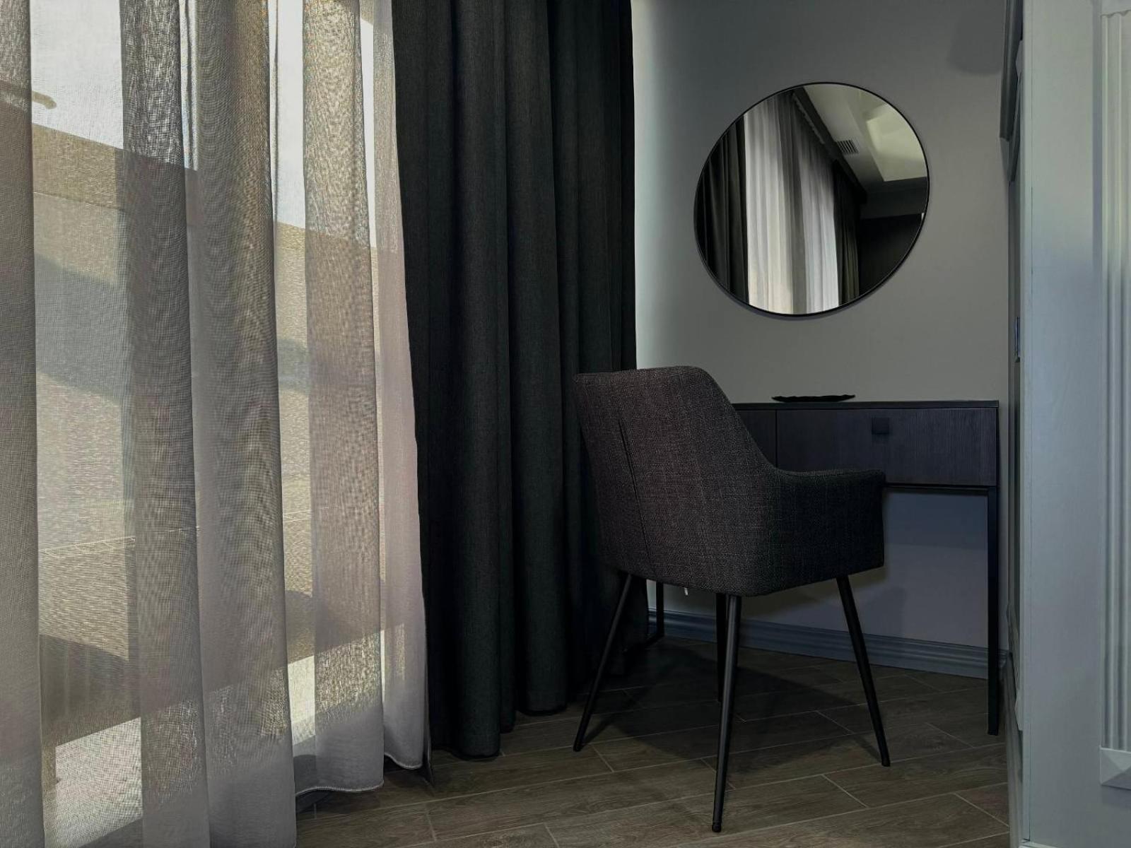 Aqvium Otel Dnipro Dış mekan fotoğraf